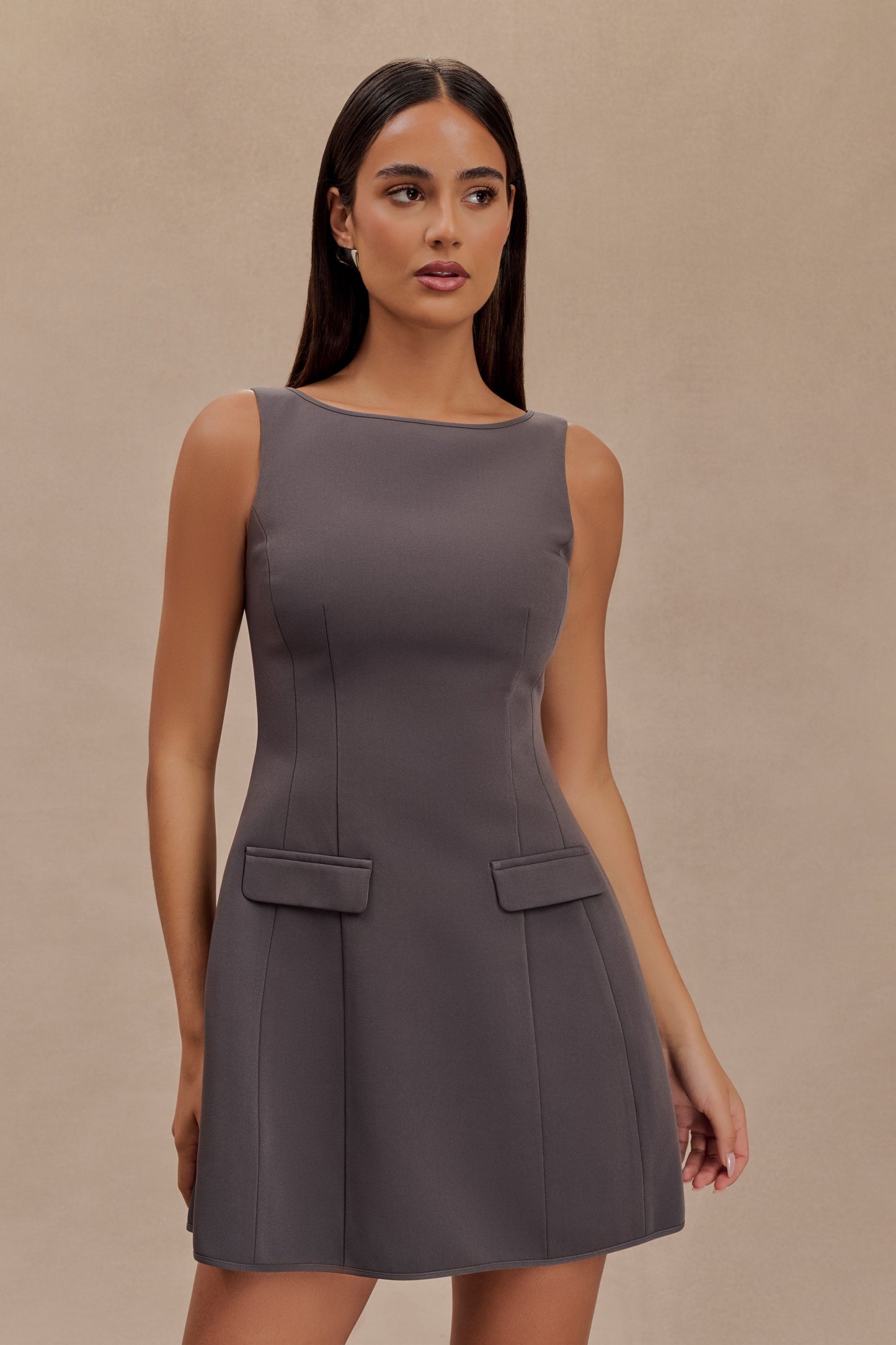 Mini-robe tailleur sans manches Evanna - Gris anthracite