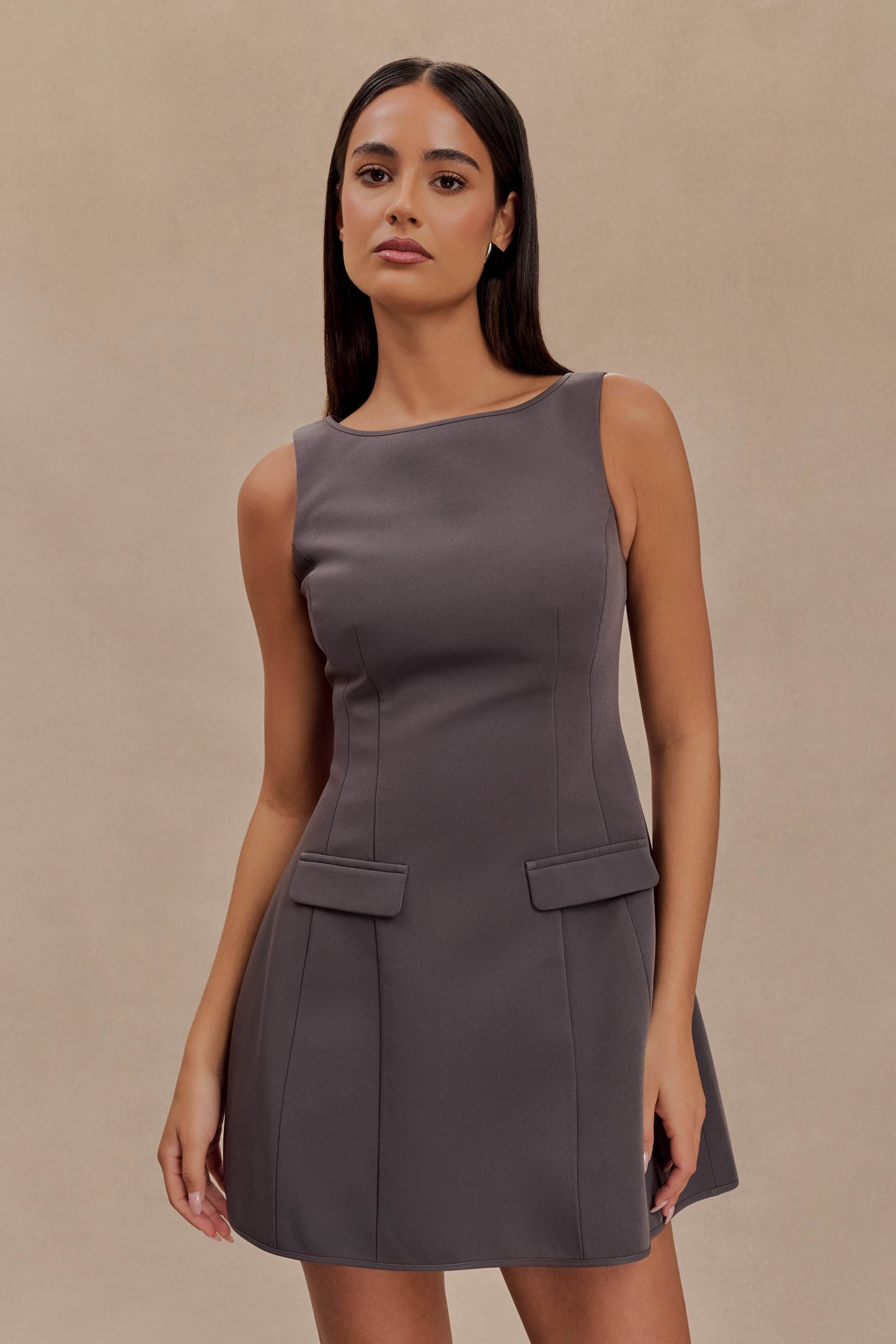 Mini-robe tailleur sans manches Evanna - Gris anthracite