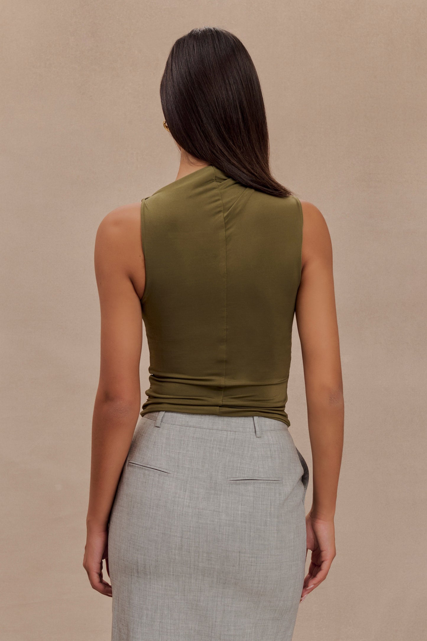 Haut moulant sans manches Hadleigh - Olive foncé