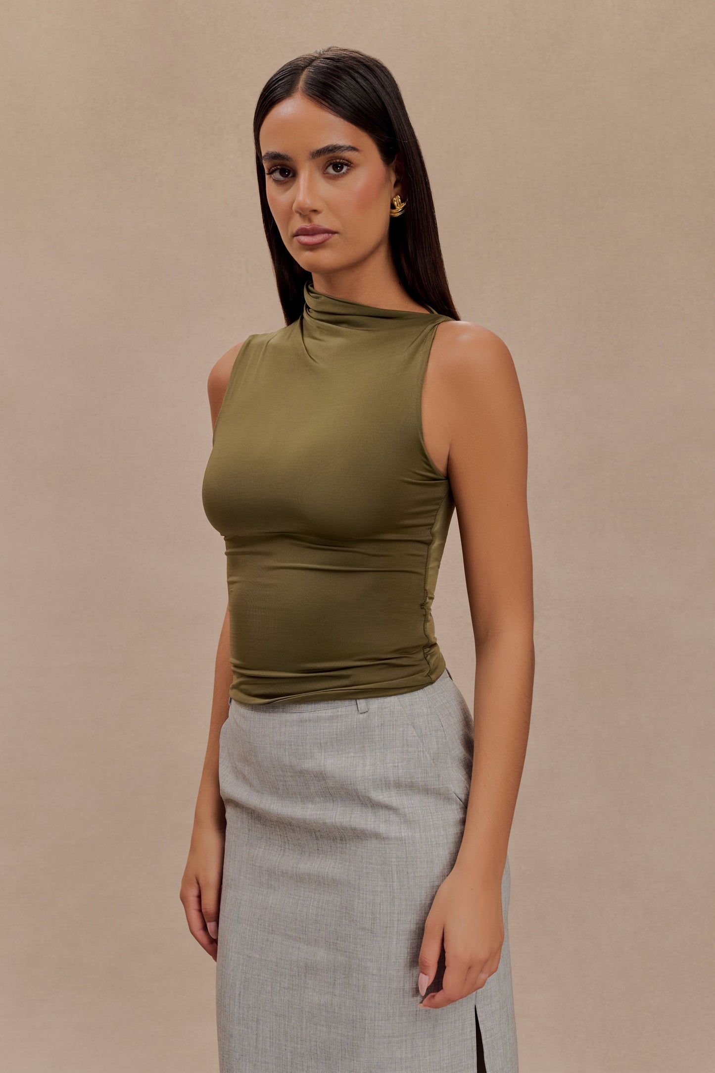 Haut moulant sans manches Hadleigh - Olive foncé
