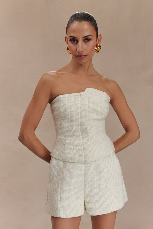 Top asymétrique sans bretelles en boucle de Parker - Ivoire