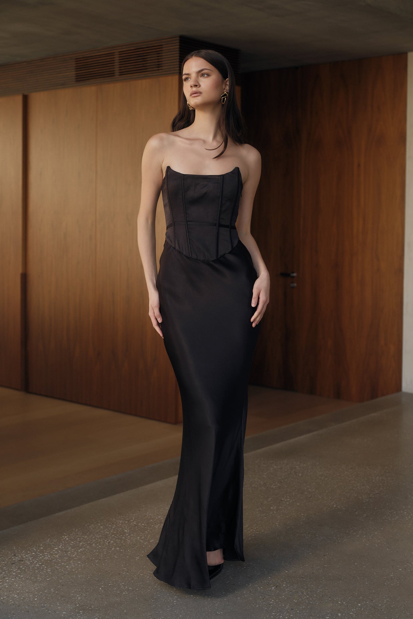 Robe Maxi Satin Sans Bretelles Harlow - Noir