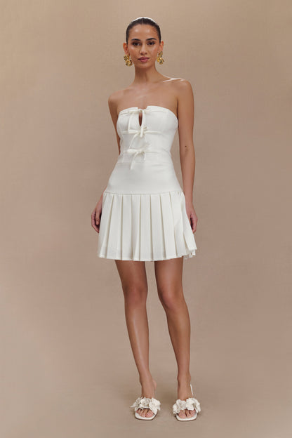 Mini-robe plissée Naya avec lacets - Blanc