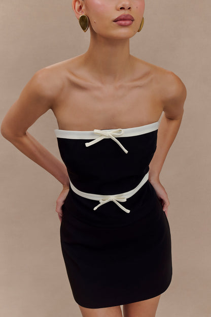 Top de tailleur sans bretelles Aisha avec nœuds contrastants - Noir et blanc