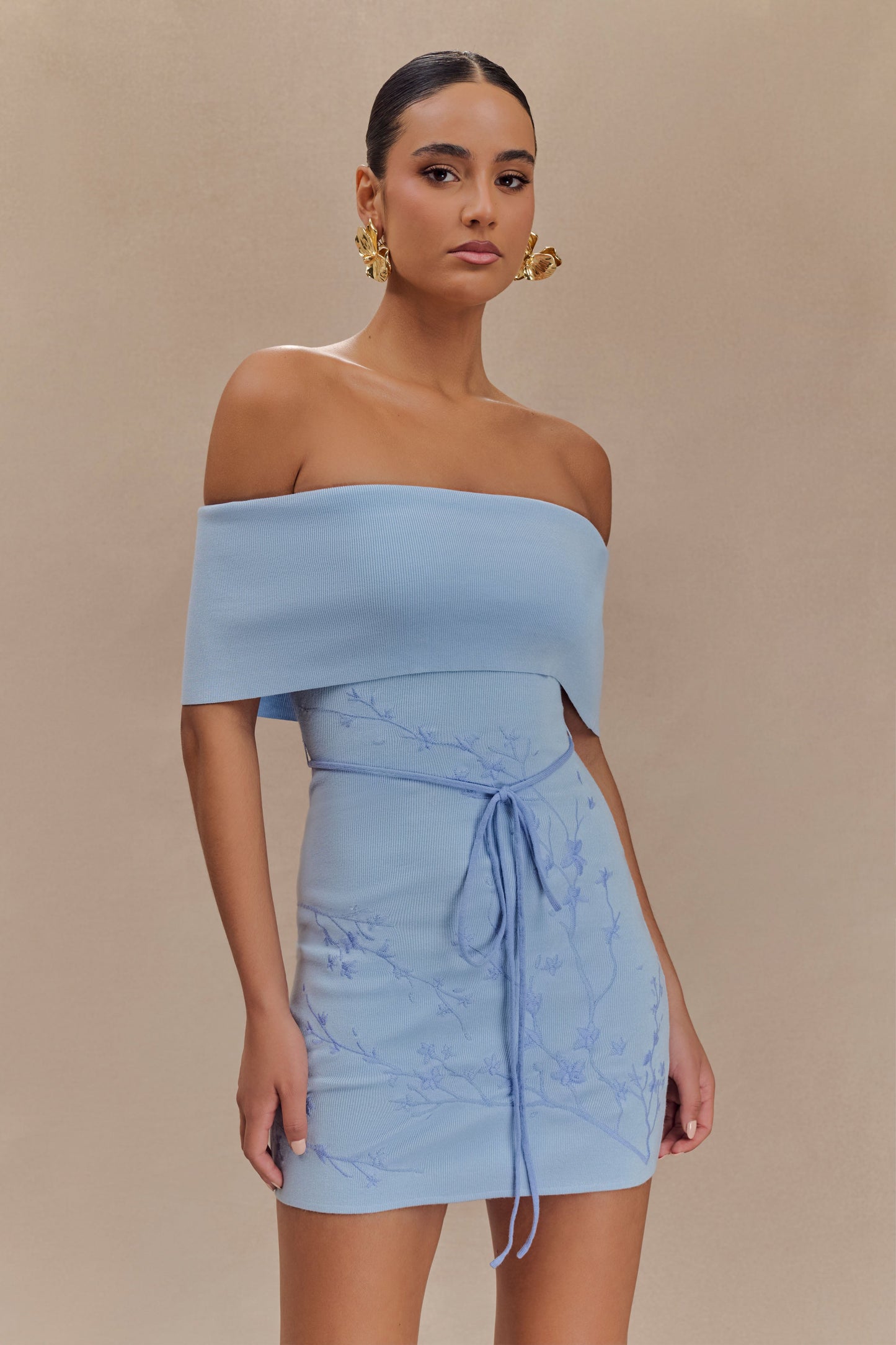 Mini-robe en jersey brodé à épaules dénudées Mallory - Bleu glace