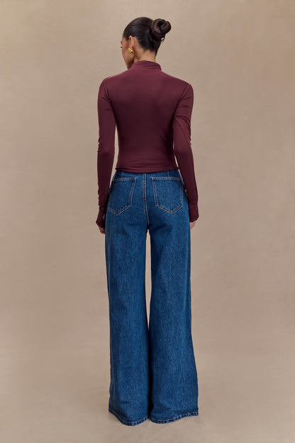 Top à manches longues en modal à col montant Ember - Brun-rouge