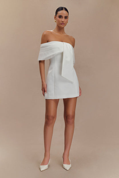 Robe mini Gloria à épaules dénudées et drapée - Blanche