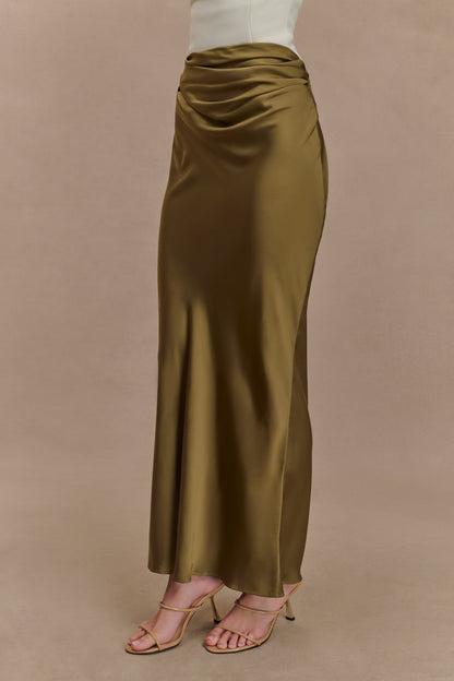 Jupe Maxi Asymétrique en Satin Nicola - Basil