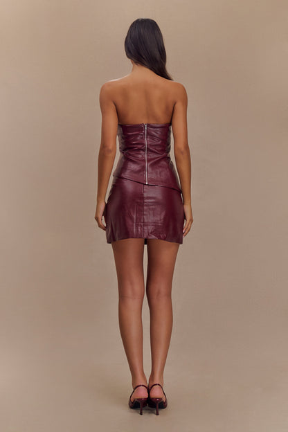 Top sans bretelles en simili cuir Allana - Rouge cerise