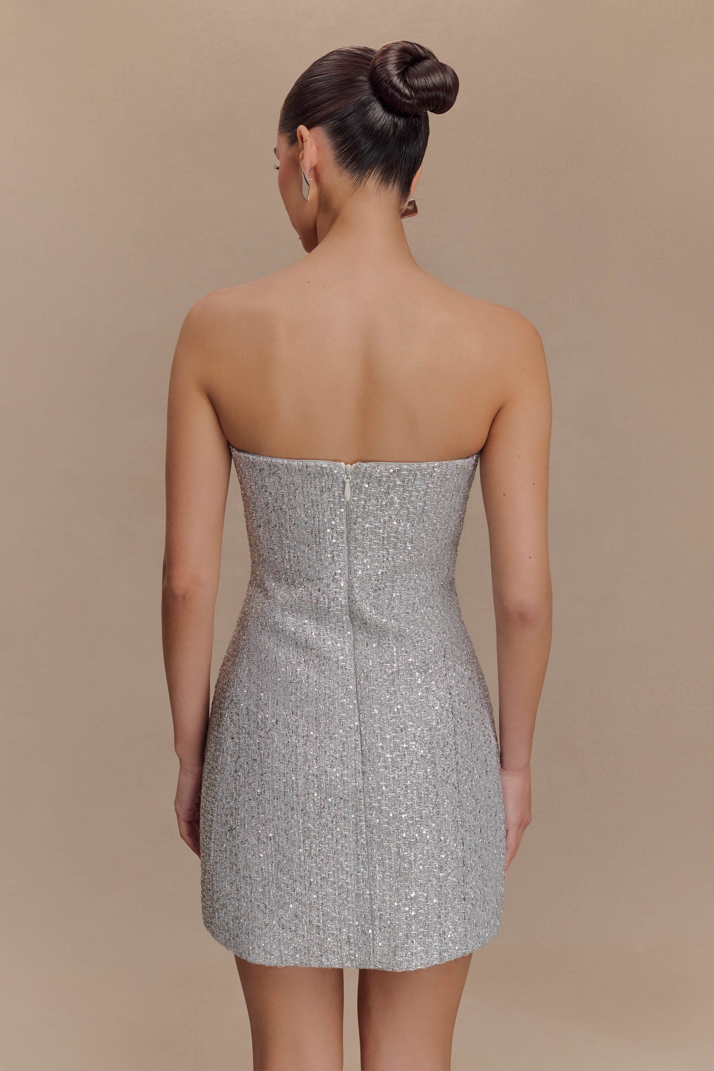 Mini-robe de gala en tweed sans bretelles - Argent