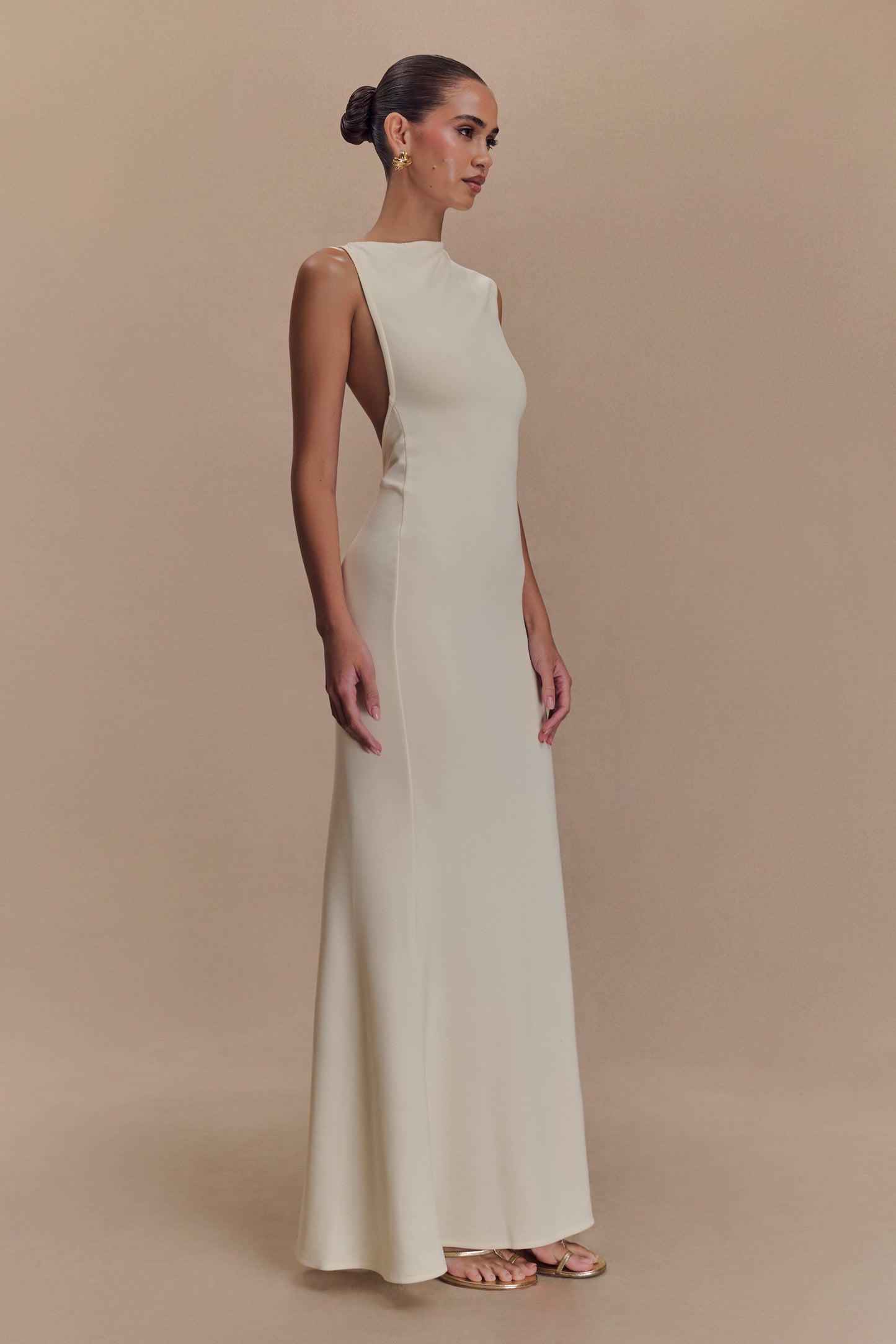 Robe longue en jersey scuba Katerina avec découpes - Ivoire