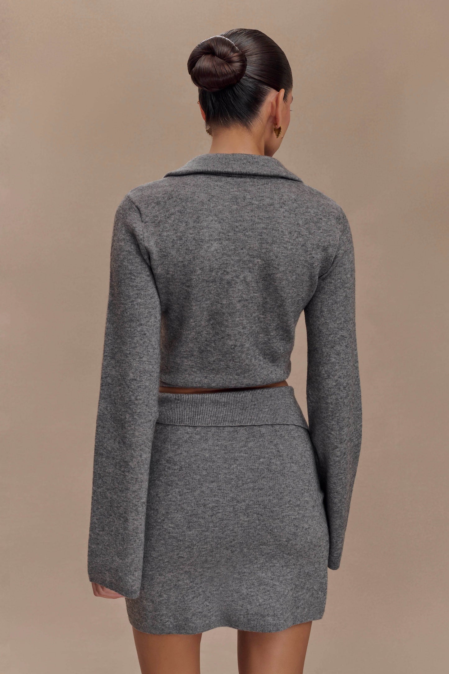 Gilet en tricot à ourlet incurvé Annabelle - Gris anthracite