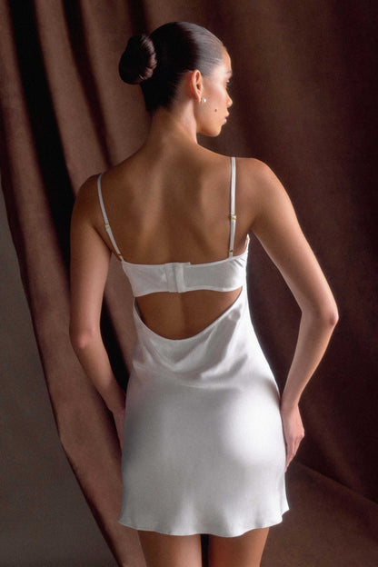 Mini-robe nuisette en satin Scarlett - Ivoire