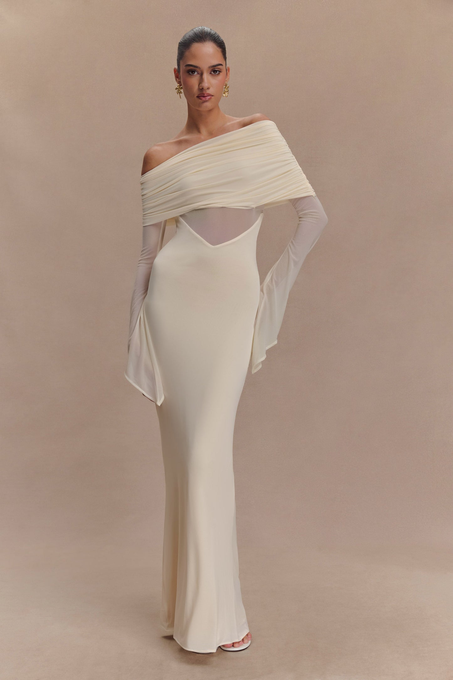 Robe maxi dénudée et en maille à une épaule Kaitlin - Ivoire
