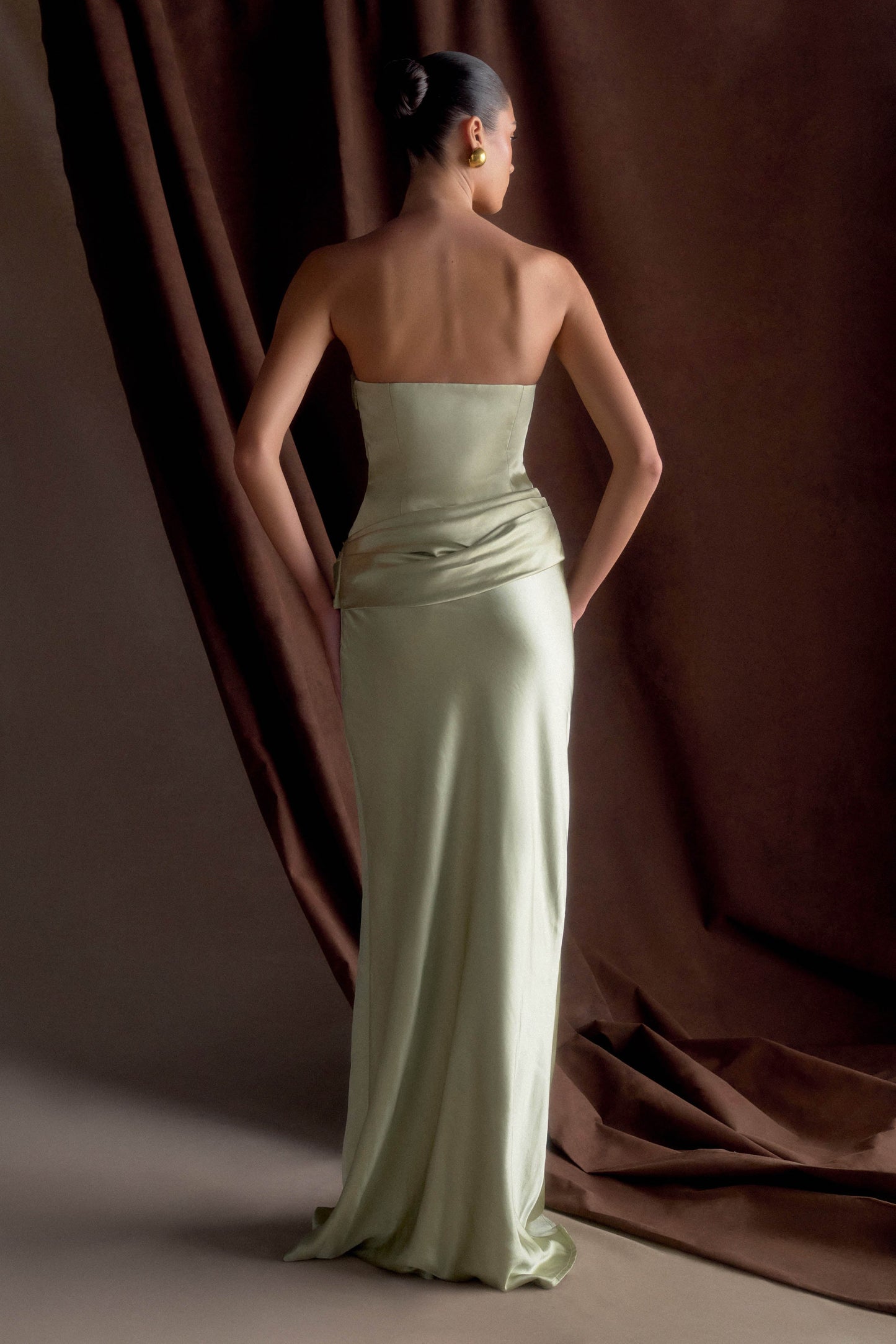 Jasmine Robe Maxi Satin Sans Bretelles - SAGE