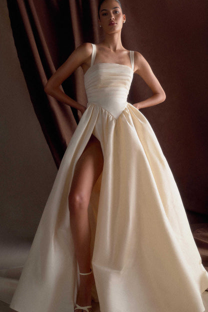 Robe Carla à volants - Ivoire crème