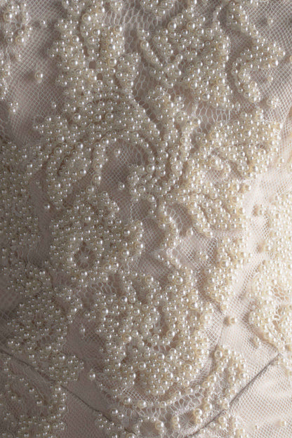 Mini-robe Eva en dentelle et perles perlées à la main - Blanc