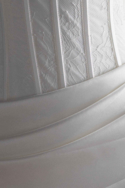 Galia Robe Corset en Satin - Blanc
