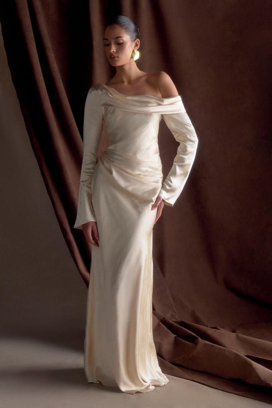 Iris Robe Maxi Satin à Manches Longues - Or Poudré