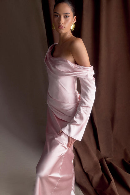 Iris Robe Maxi Satin à Manches Longues - Rose Poudré