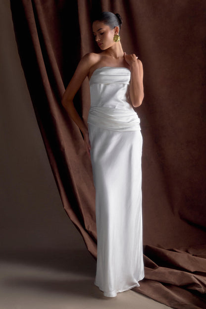 Jasmine Robe Maxi Satin Sans Bretelles - Blanche