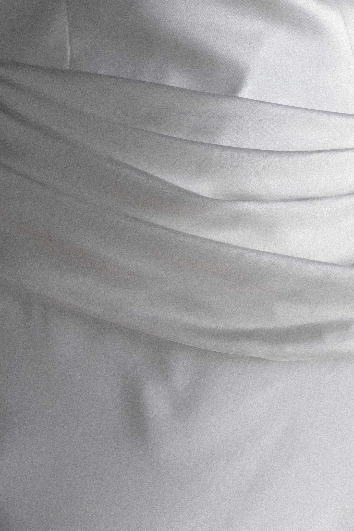 Jasmine Robe Maxi Satin Sans Bretelles - Blanche