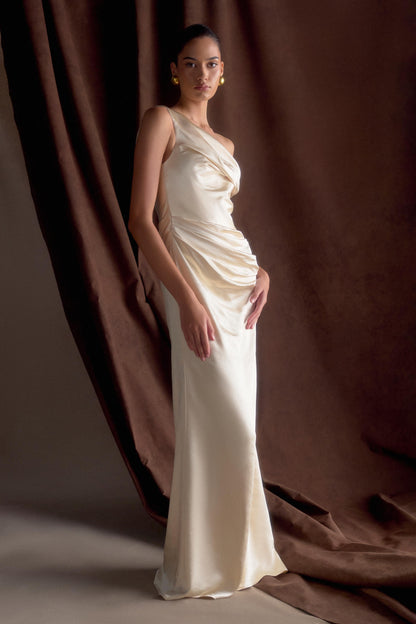 Robe longue satinée à épaules dénudées Dalia - Or rosé