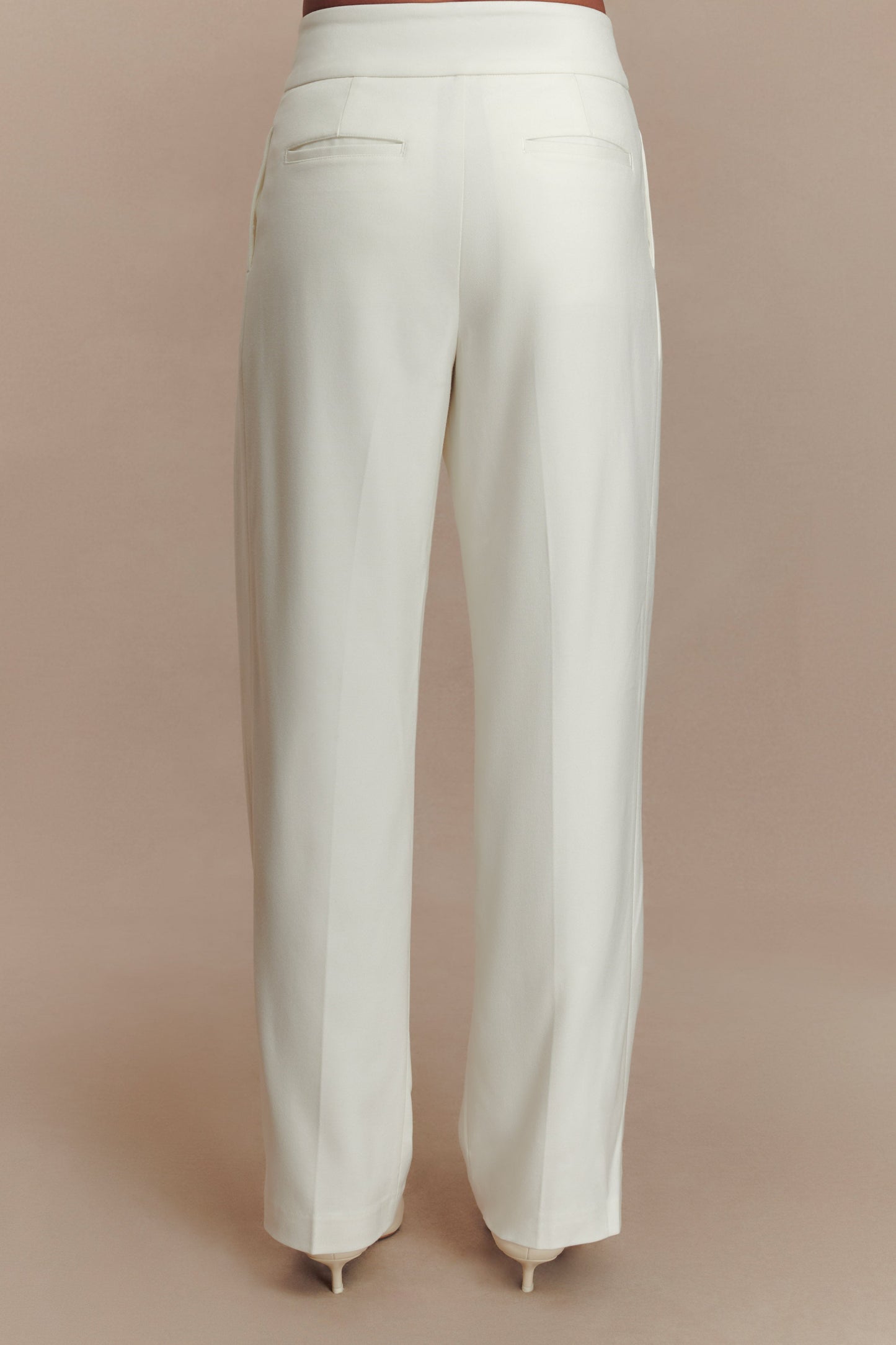 Pantalon à taille haute et plis Penelope - Ivoire