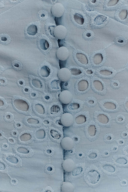 Top sans manches brodé Arla - Bleu pâle de bleuet