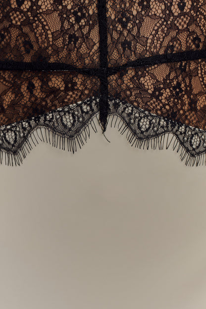 Maxi-robe en dentelle et satin Dinah - Noir/Ivoire