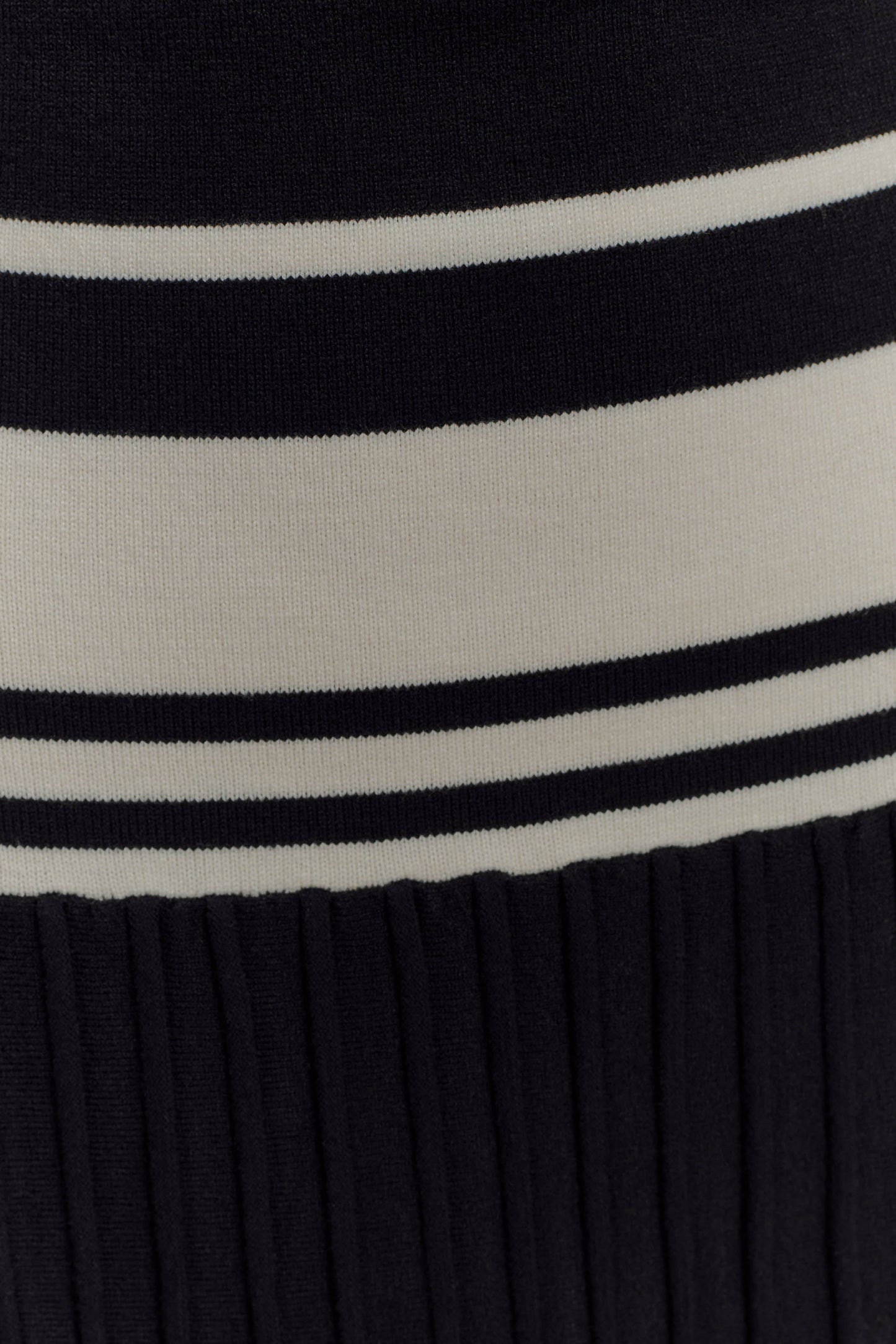 Robe maxi en jersey à bretelles contrastées Solaris - Noir/Blanc