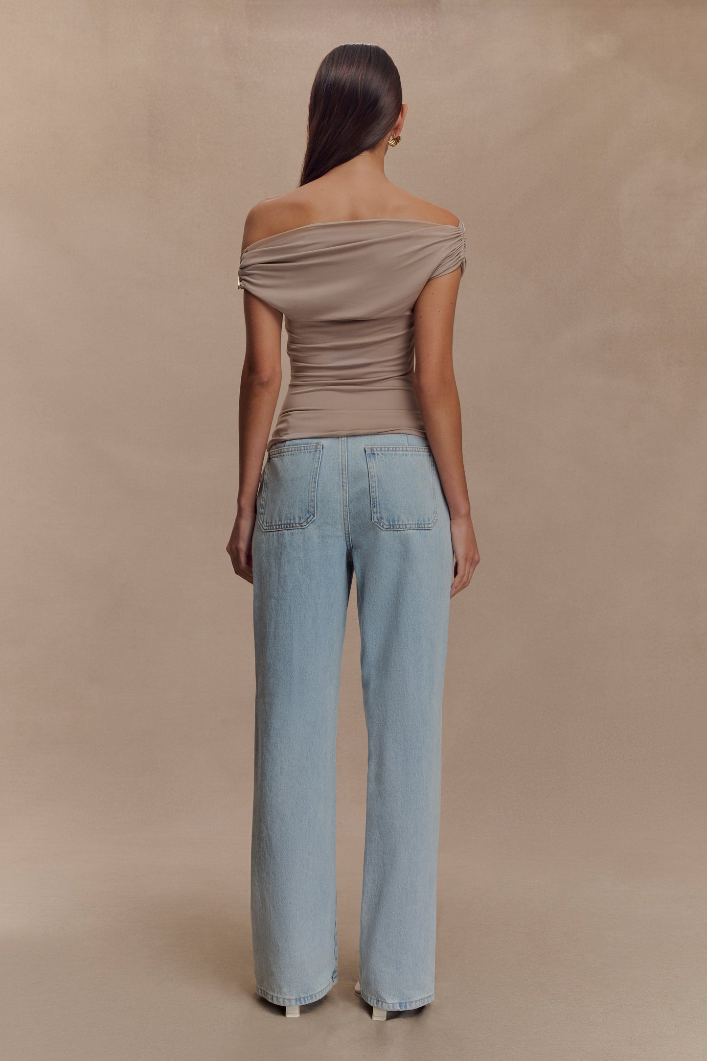 Top Kinsley Slinky avec accessoires - Taupe