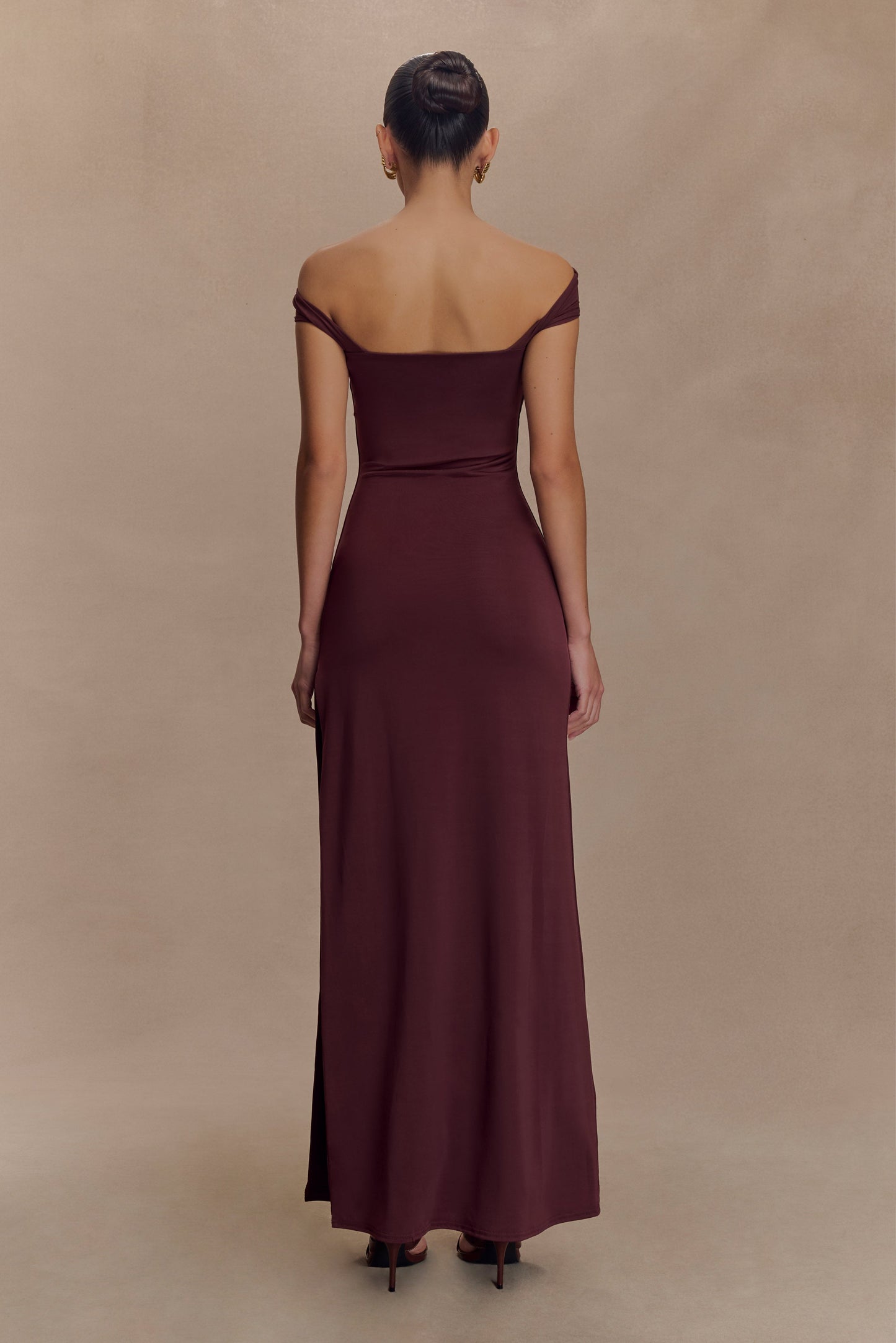 Robe Maxi Aurora en Mousseline et Maille avec Fente - Marron Foncé