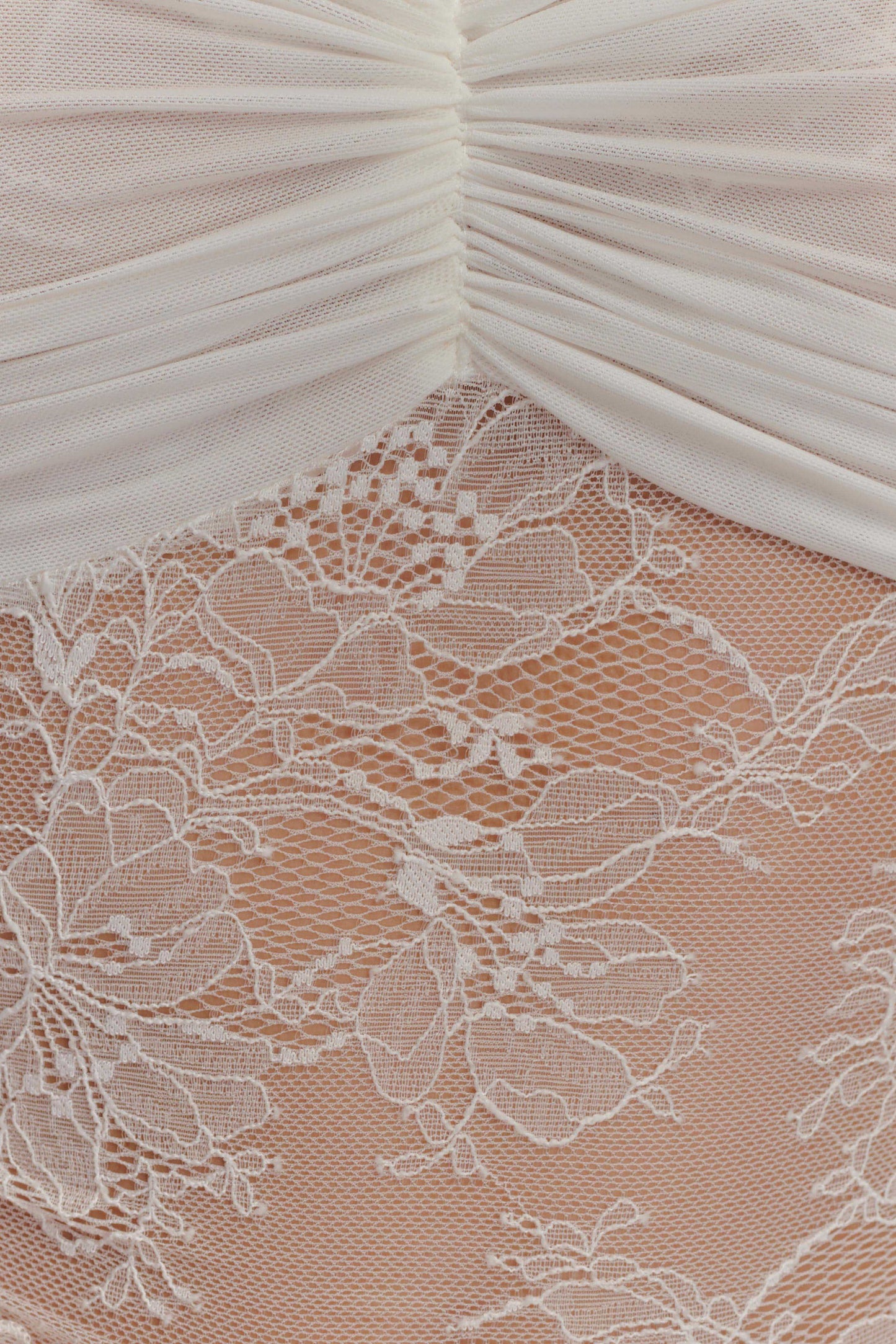 Guinevere Haut en Dentelle et Maille - Ivoire