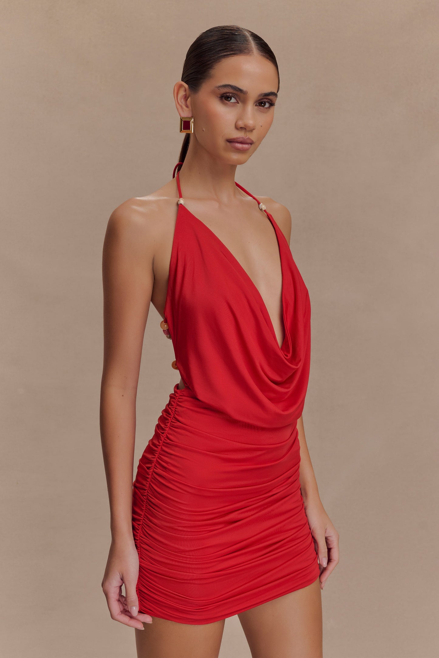 Mini-robe à col châle et perles Astraeus - Rouge désert