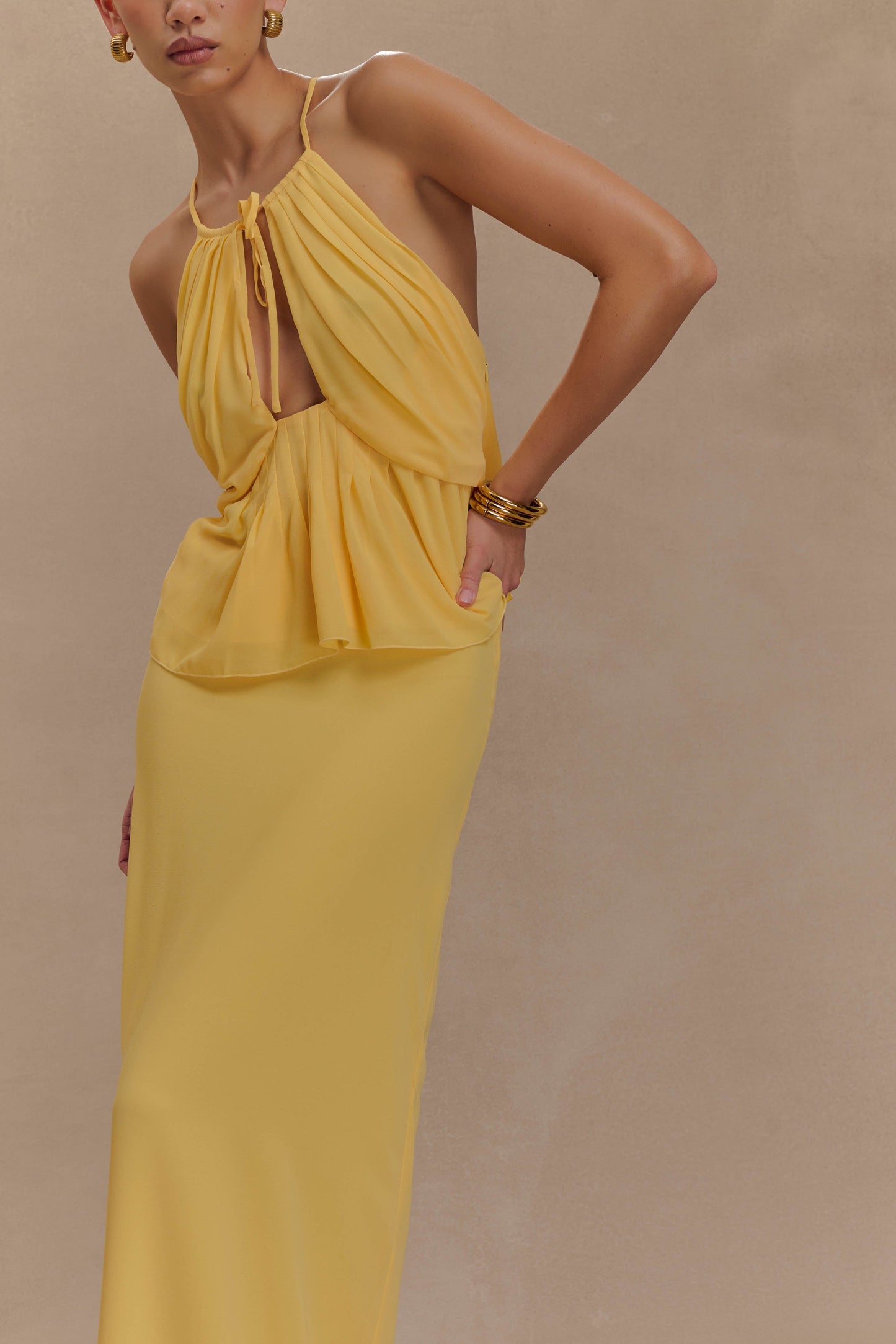 Halter en mousseline de soie Korra - couleur caramel