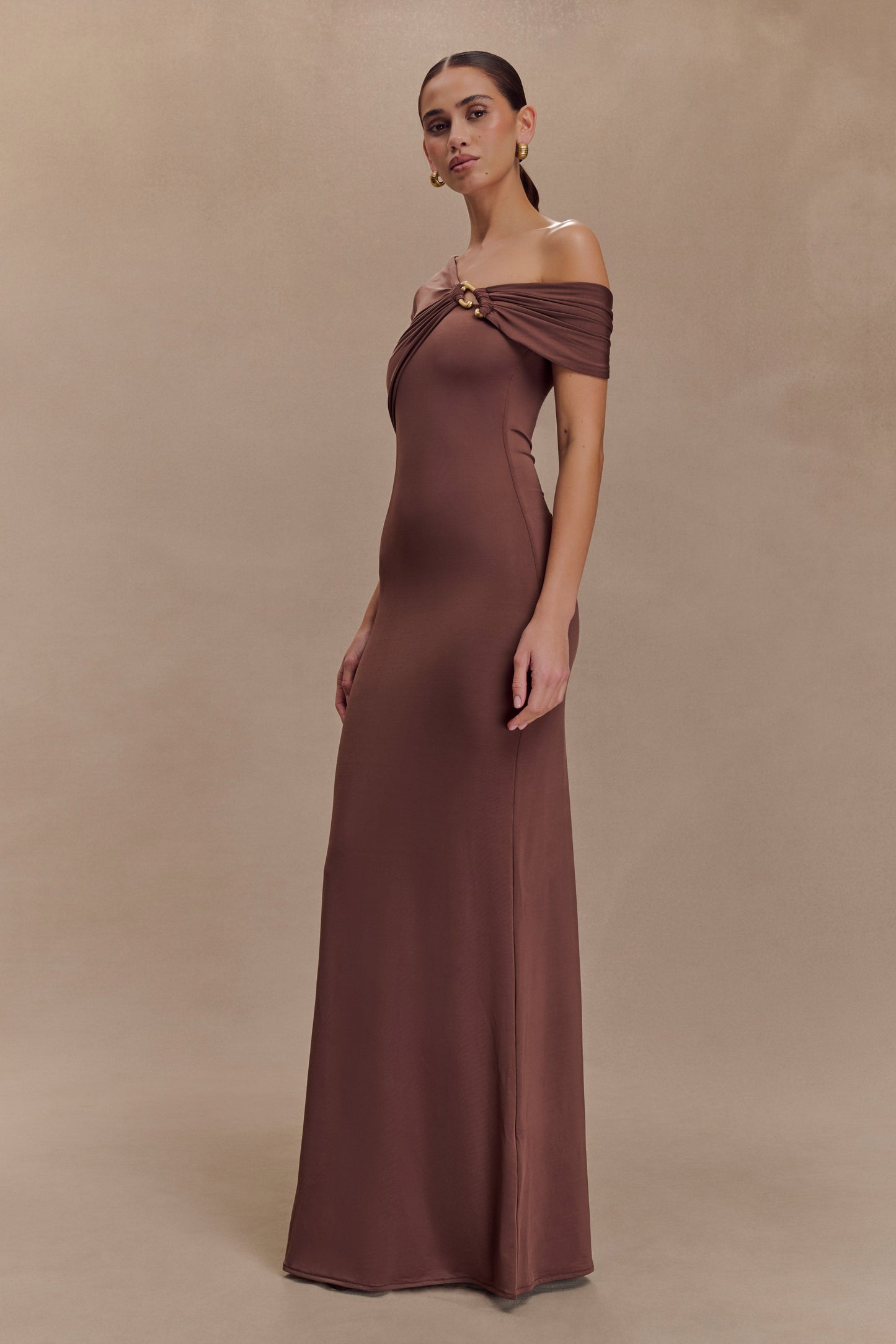 Robe Maxi Asymétrique et Étroite Ashford - Chocolat