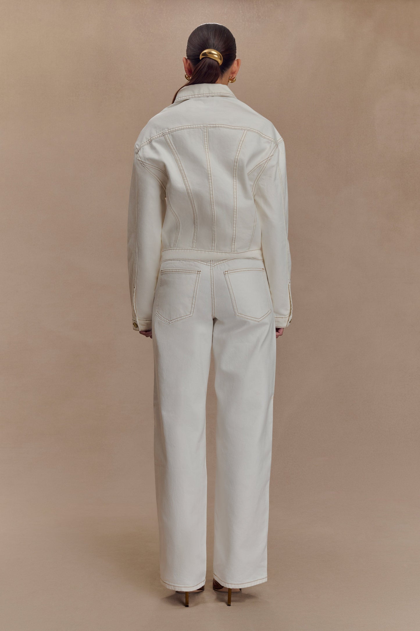 Veste en jean à taille ajustée Kirra - Blanche