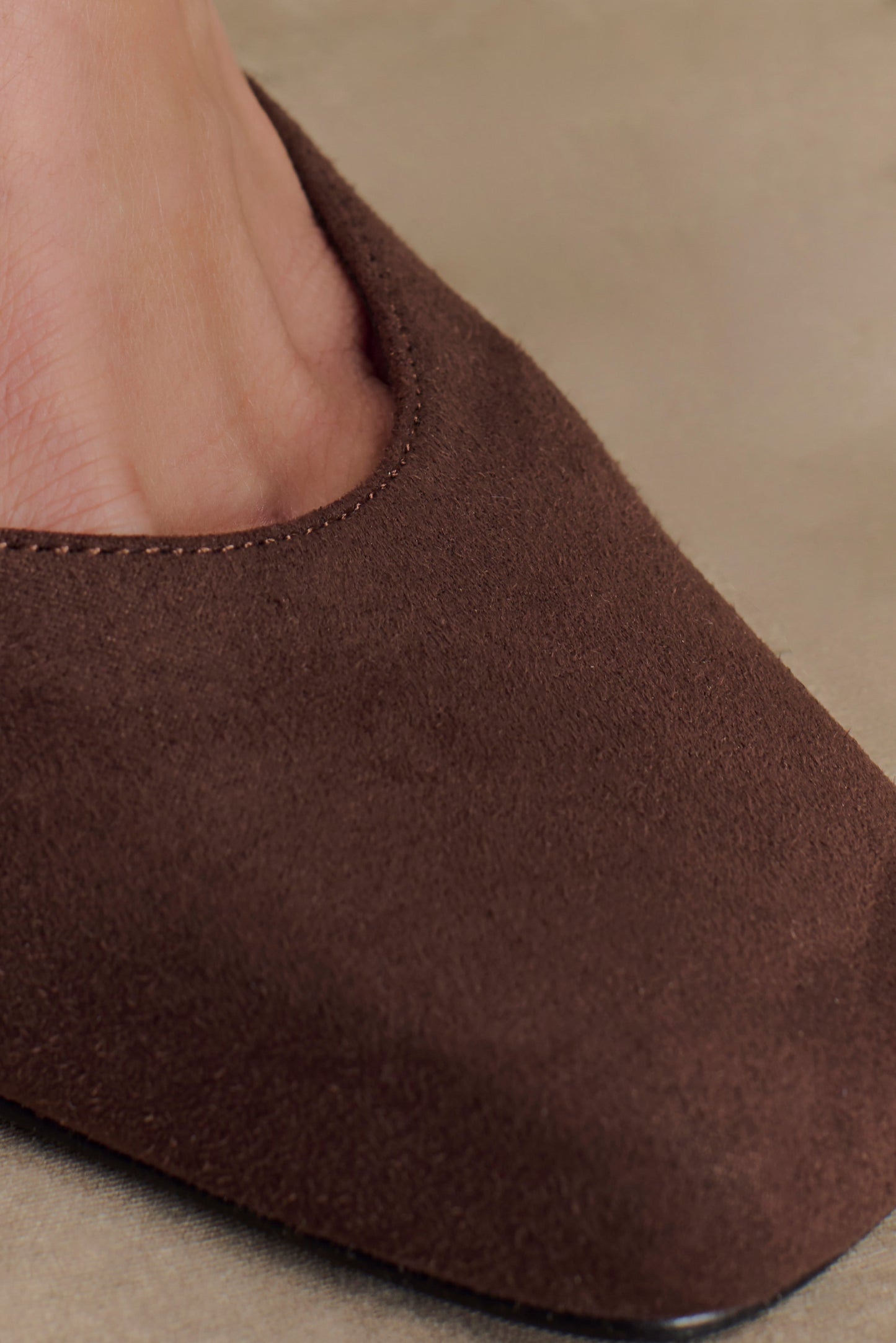 Escarpin à talon compensé en daim synthétique Kaleen - Chocolat