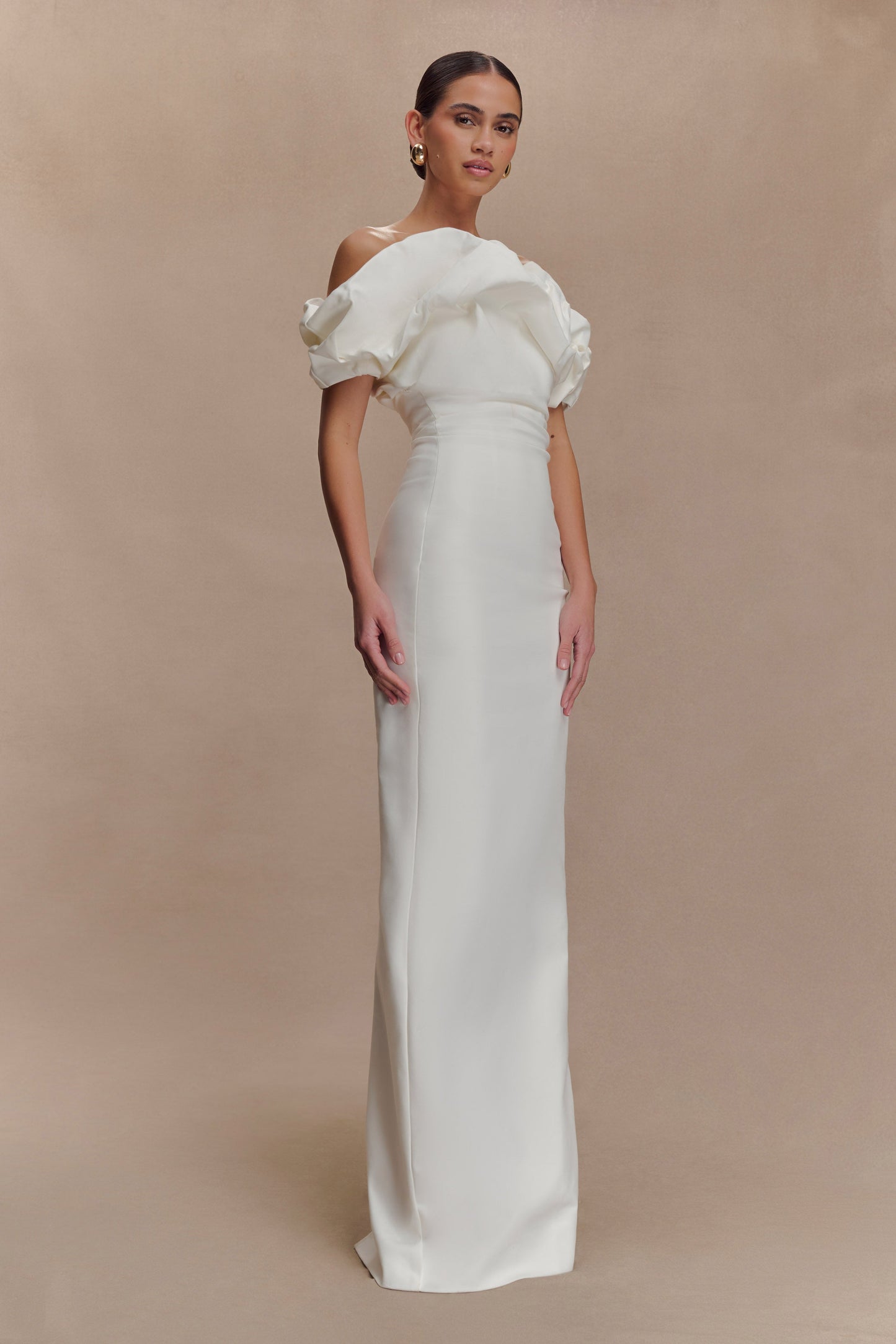 Robe Maxi Sculpturale Sariya - Blanche