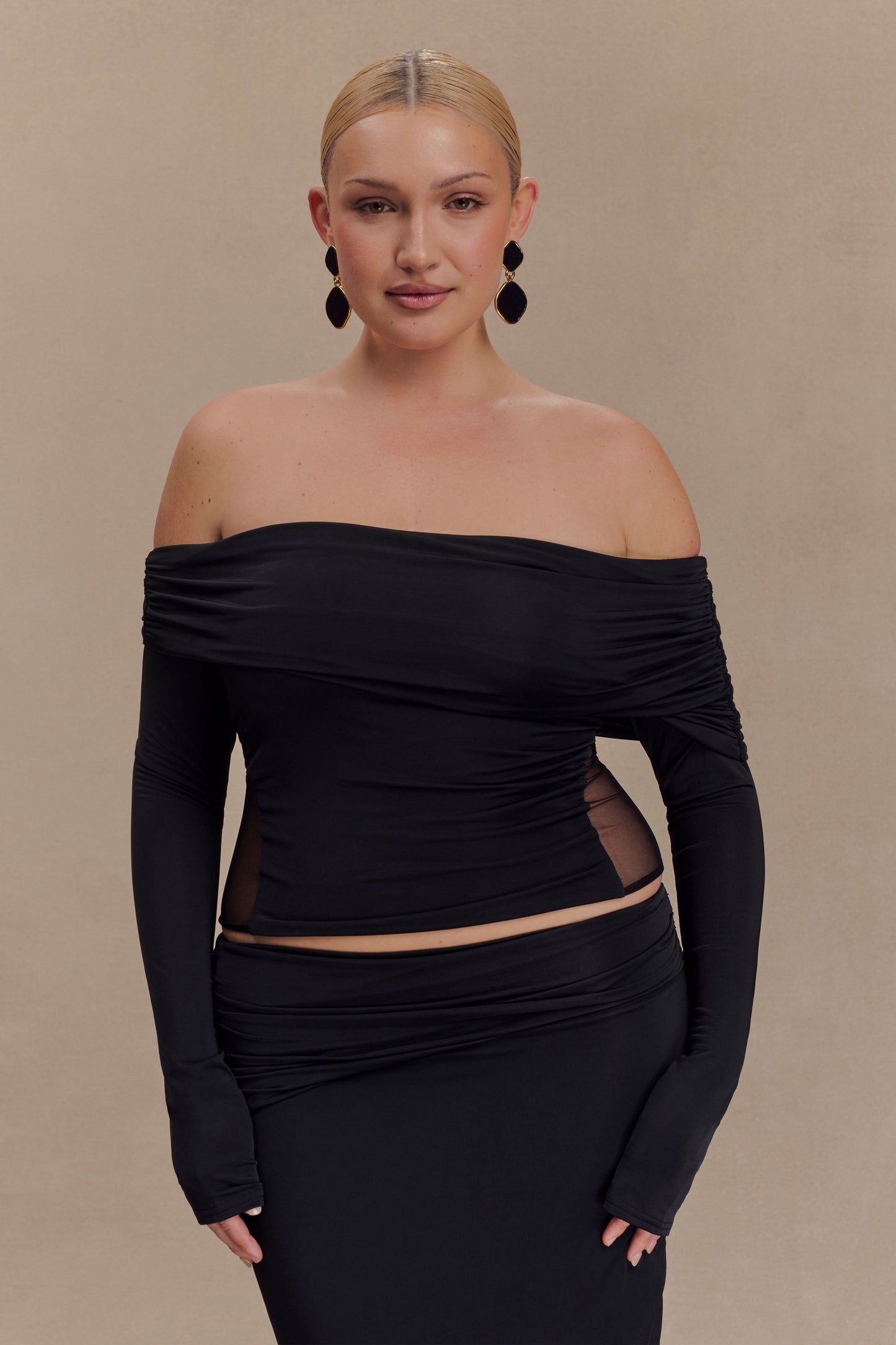 Top épaules dénudées en jersey et en tulle - Noir