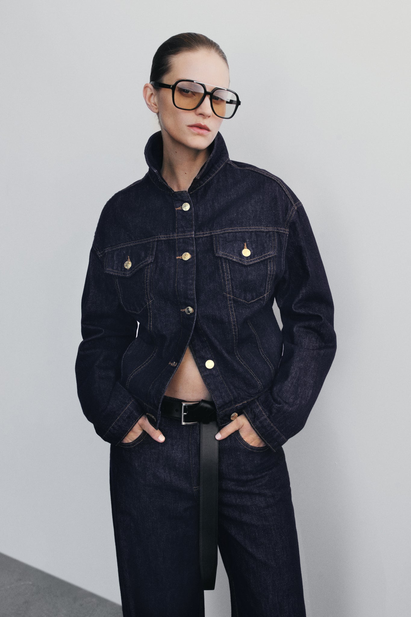 Veste en jean à taille ajustée Kirra - Bleu indigo délavé