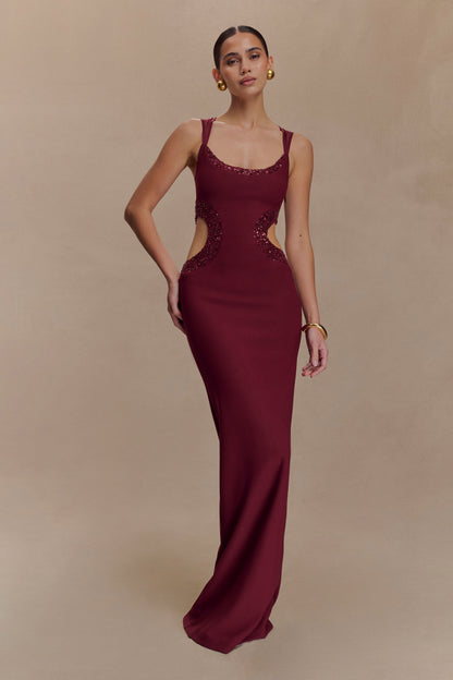 Robe Maxi en Crêpe Perlée Angelique - Vin Rouge