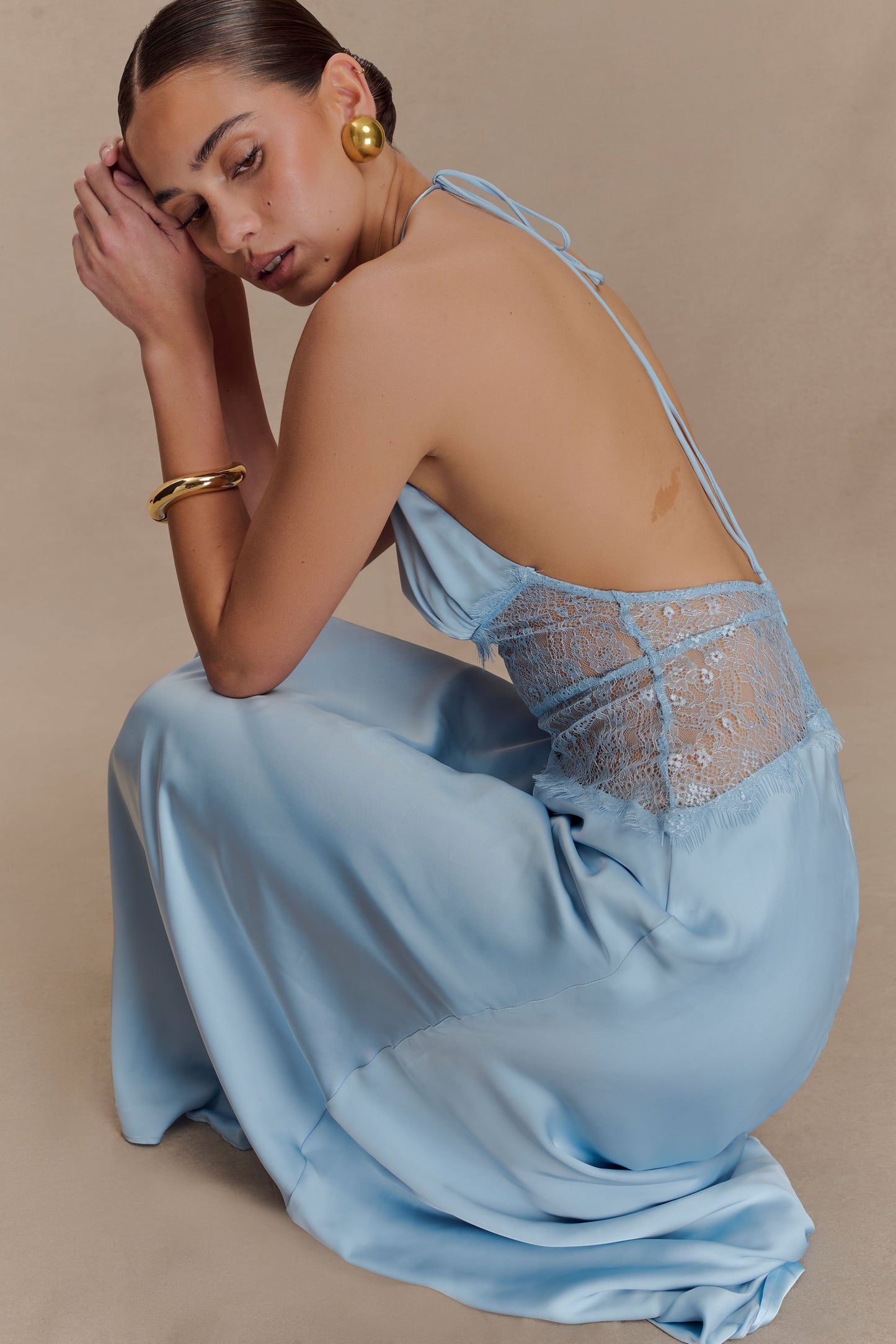 Robe Maxi en Dentelle et Satin Dinah - Bleu Bleu Roi