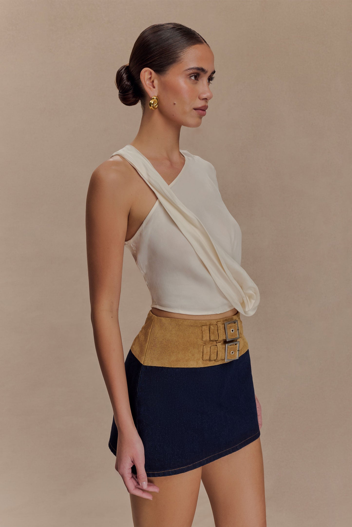 Jupe mini en jean à ceinture et effet daim de Miranda - Bleu indigo