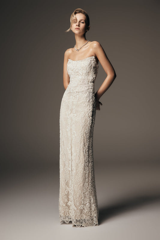 Robe Maxi Eva en Dentelle et Perles Brodées à la Main - Blanche