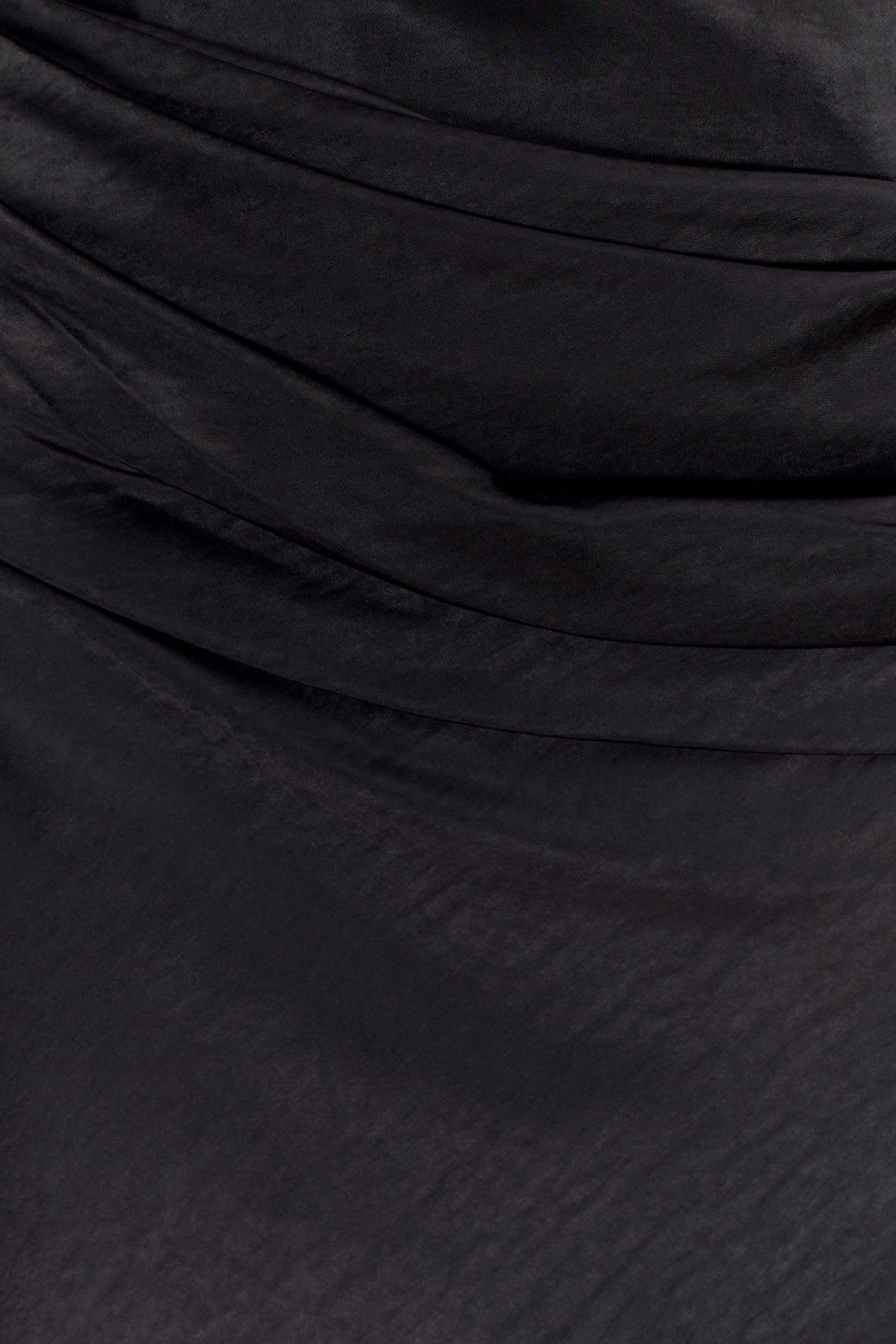 Jasmine Robe Maxi en Satin Sans Bretelles - Noir
