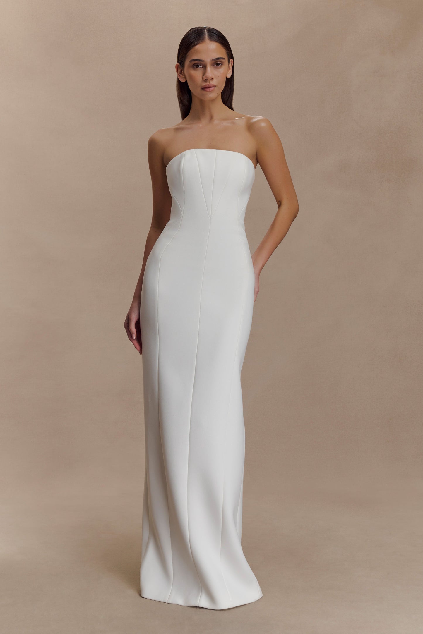 Robe Maxi Kalila en Crêpe Sans Bretelles - Blanche
