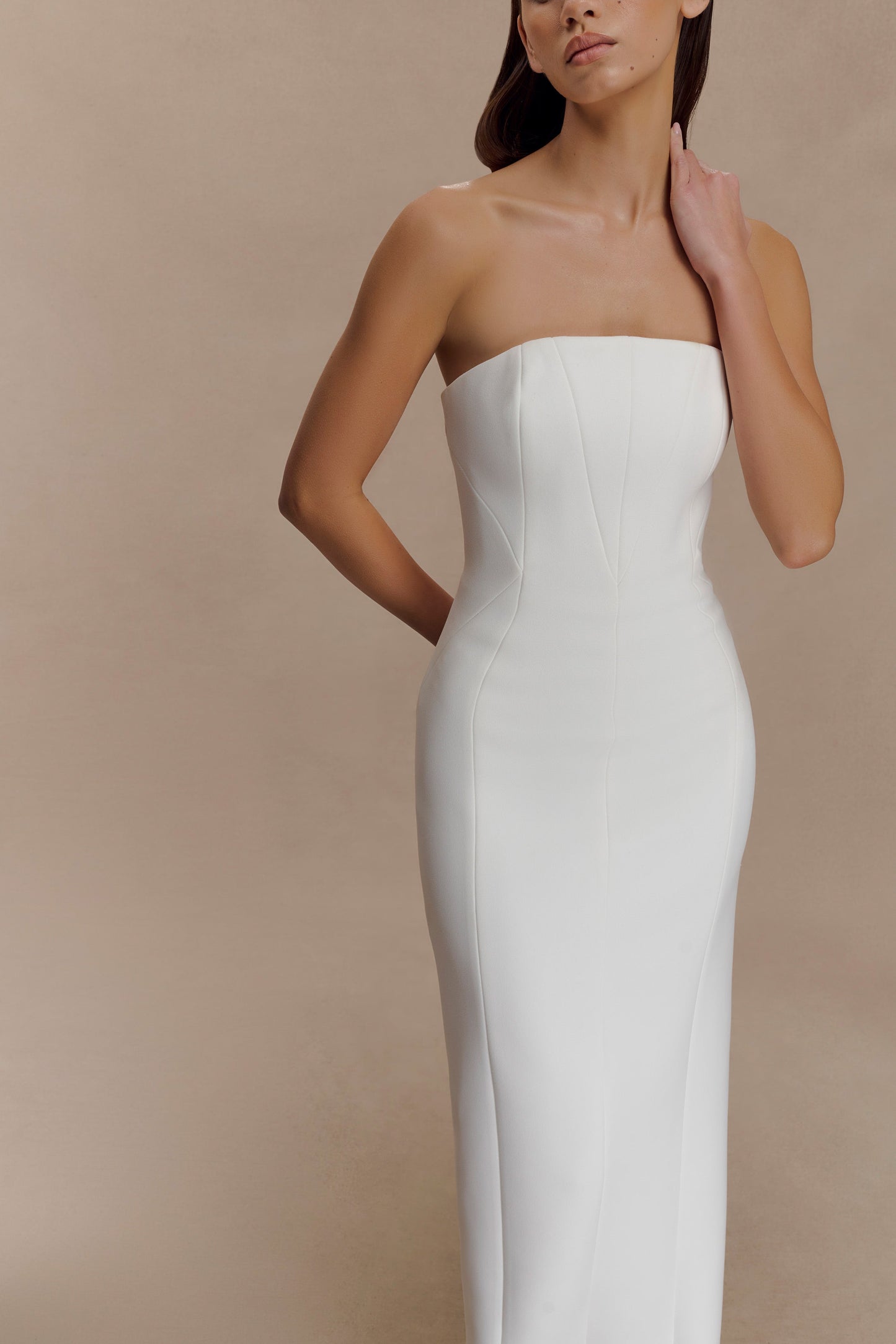 Robe Maxi Kalila en Crêpe Sans Bretelles - Blanche