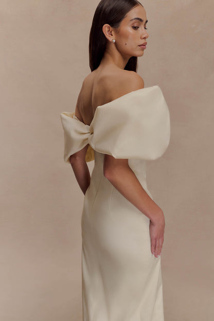 Robe de mariée Angelica en taffetas, épaules dénudées - Beige clair